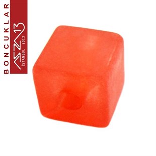 8x8 mm, Epoxy, Kırmızı Küp Boncuk / Paket İçeriği 10 Adet